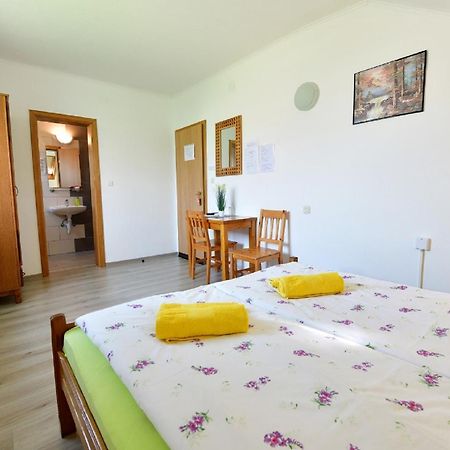 House Bicanic Selište Drežničko Exterior foto